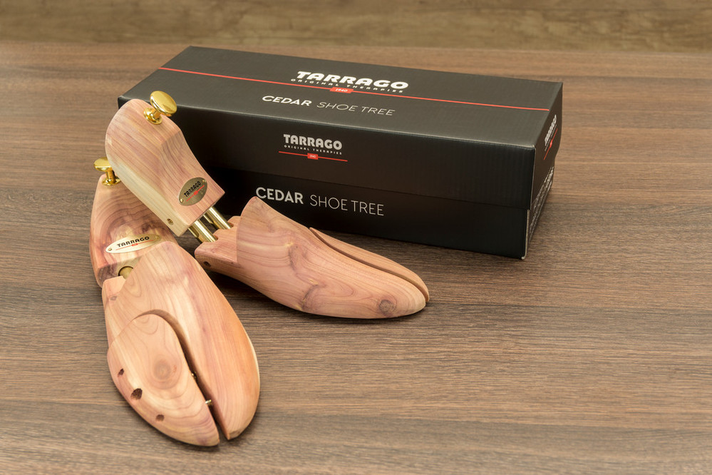 Zedernholz-Schuhspanner